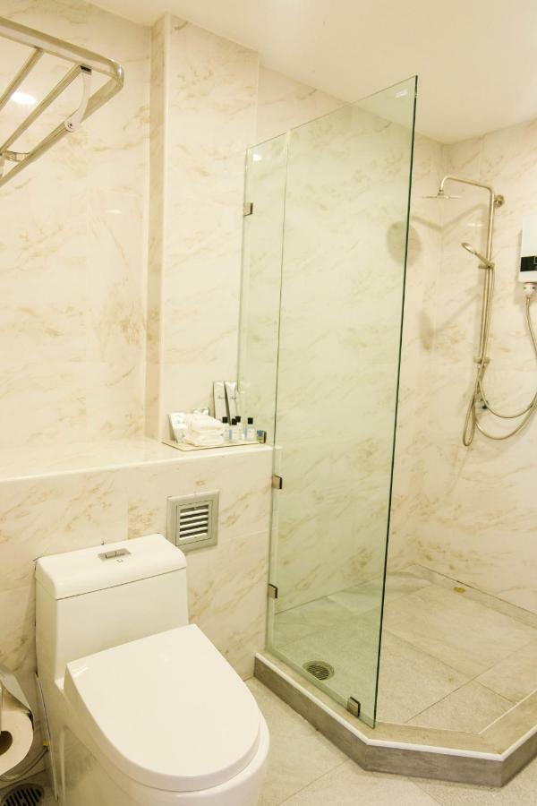 Siambest Hotel Bangkok Buitenkant foto